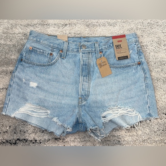 **NEW** Levi's 501 Shorts size 31 - Picture 1 of 2